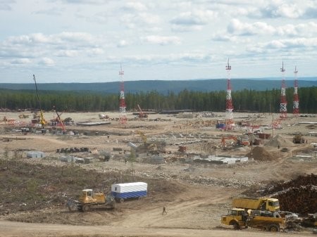 Прожекторные мачты с молниеотводом производства Уралтрубпром.