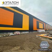 «Эталон» поставил 15 000 кв м профнастила СКН144 для складов Промбокс