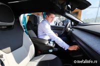 Антон Алиханов ознакомился с ходом подготовки электромобиля Атом к серийному запуску